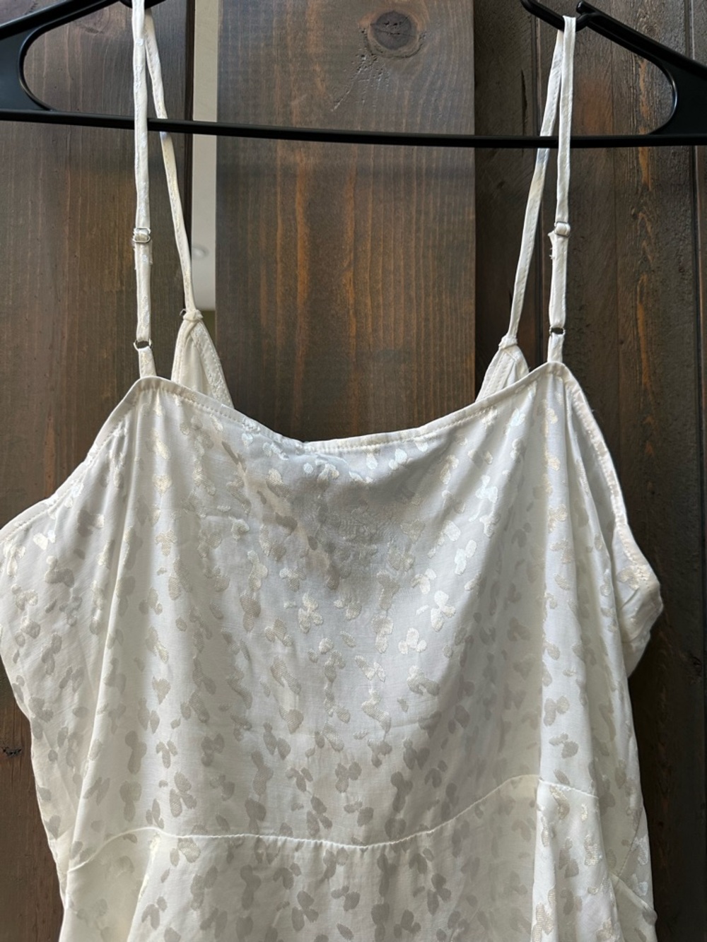 Express Cream Ruffle-Front Satin Camisole Large NWT - Picture 5 of 7